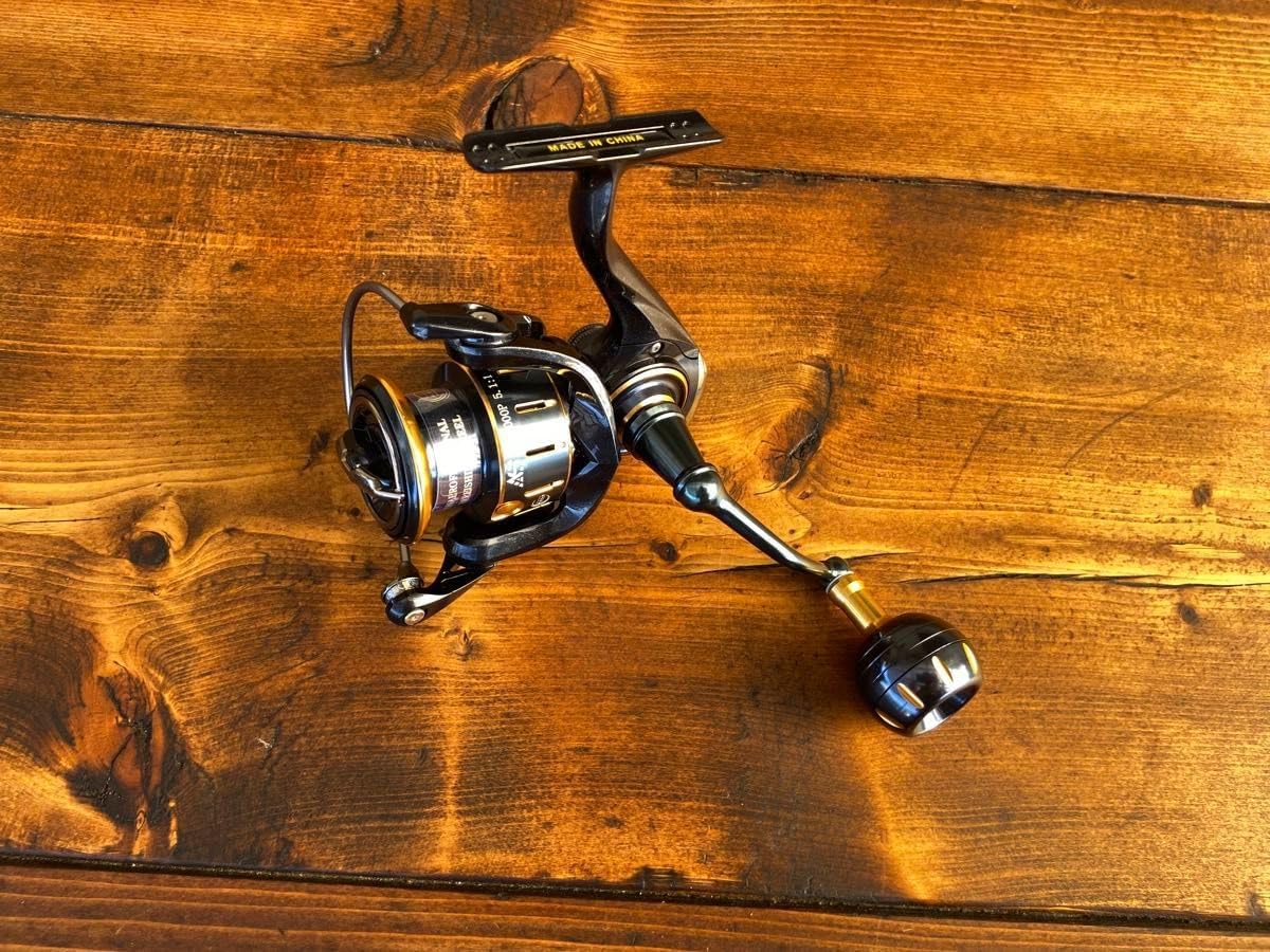 スピニングリール　3000番　ライトショアジギング　シーバス　サーフ　投げ釣り Amazon | シマノ(SHIMANO) スピニングリール 17 サステイン